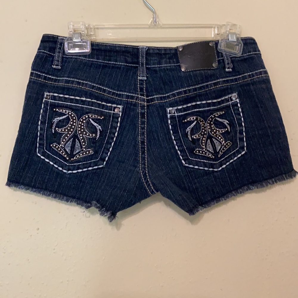 Y2K | Red Rivet | low waist jean shorts